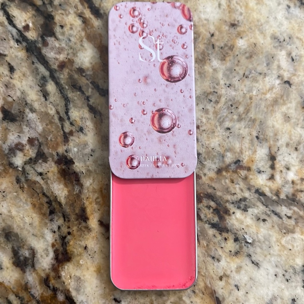 SEINT Dahlia lip and cheek